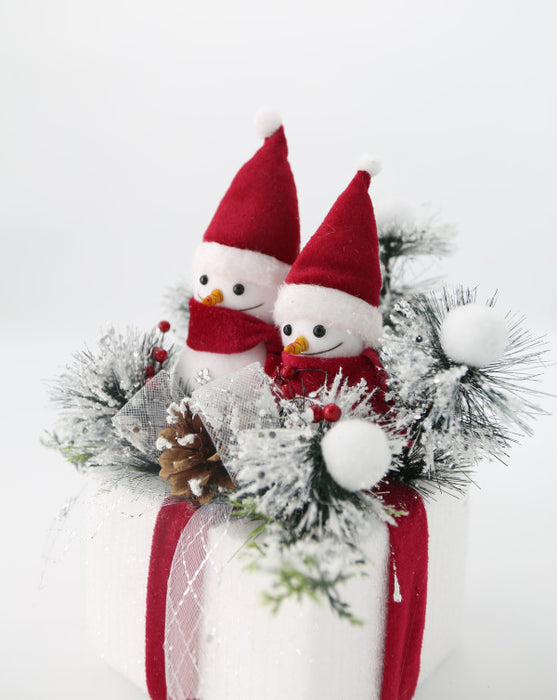 Snowmen on Gift Box Large